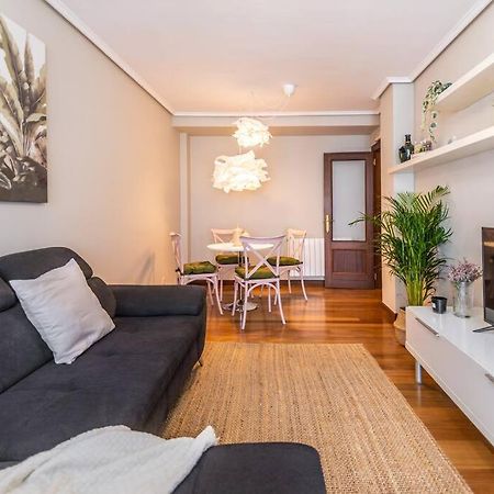 Piso De Diseno En El Casco Antiguo Apartment กาสโตร-อูร์เดียเลส ภายนอก รูปภาพ