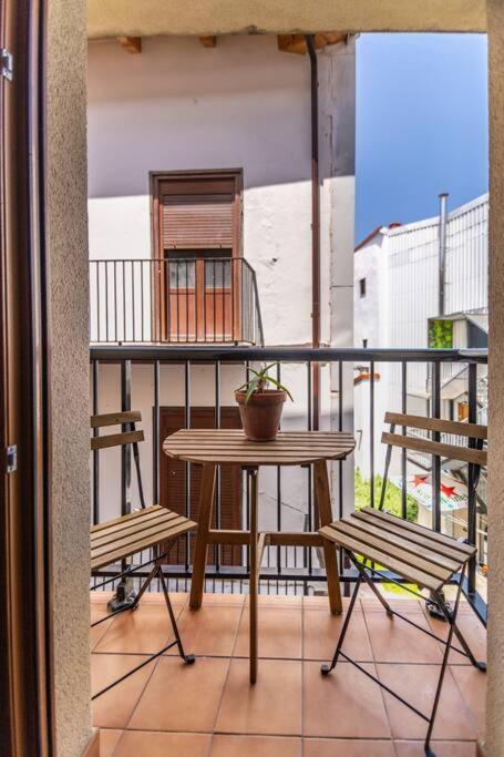 Piso De Diseno En El Casco Antiguo Apartment กาสโตร-อูร์เดียเลส ภายนอก รูปภาพ